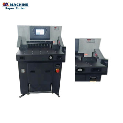3A Elektrische papierknipper met hydraulisch systeem en afmetingen 128cm * 95cmm * 136cm