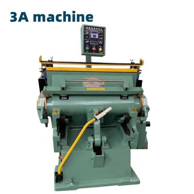 CQT 1100 half-automatische matrassnijmachine met motorcomponenten