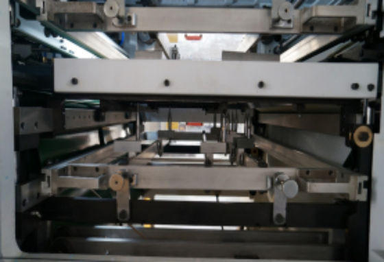 Video Uitgaande inspectie CQT-1520 Semi-Automatische die cutter met stripping