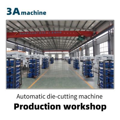 Gebruikte CQT-1060 automatische matrassnijmachine met maximale papiergrootte 1100 * 780 mm