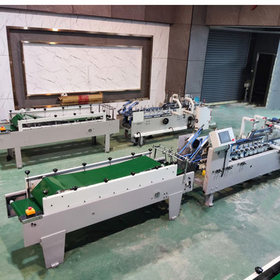 4-kanaals voedseldoos maken machine met papier koude lijm applicatoren en hoge werkingssnelheid