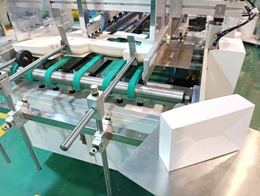 3900 KG Automatische vouwlijmmachine CQT-900 Verbeterd type voor machinefabrieken